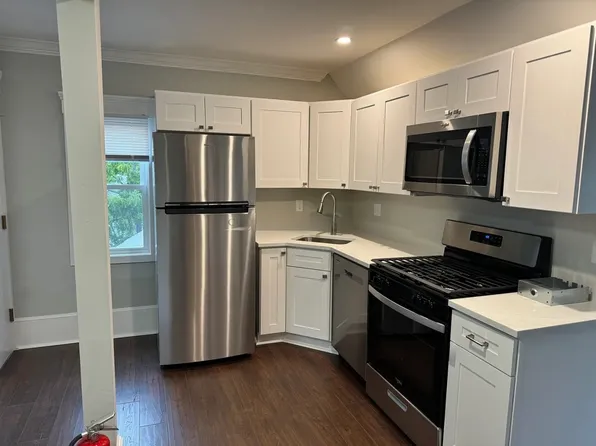 66 Church St #4, Waltham, MA 02452