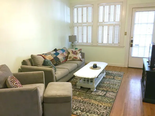 308 N Green St, Morganton, NC 28655