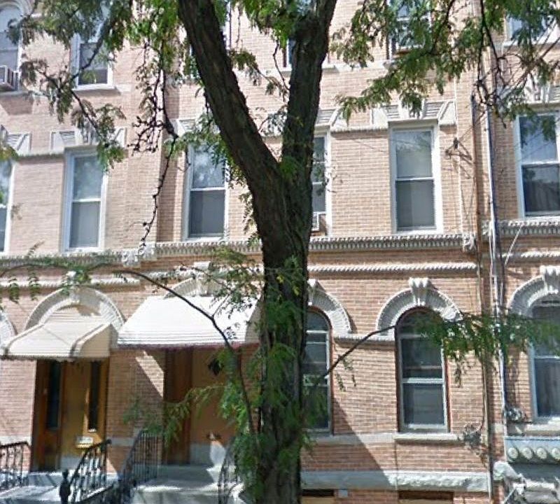1st image of 413 Stanhope St #1