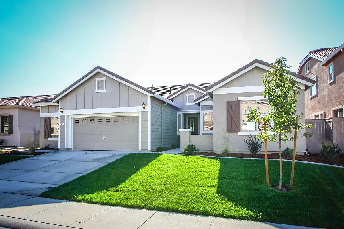 9825 Shanelyn Way photo 1