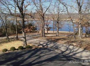 247 Tom Turkey Cir, Branson West, MO 65737