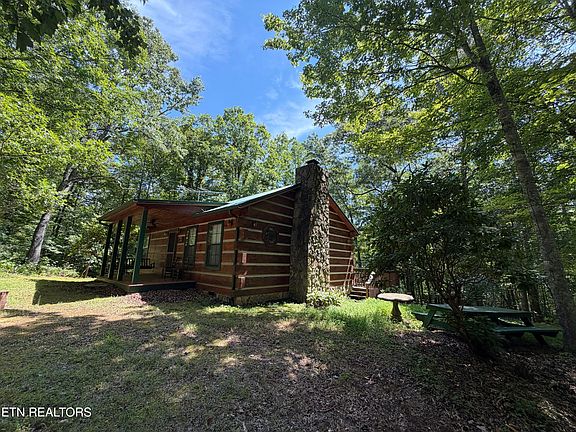 2nd image of 2696 Rafter Rd