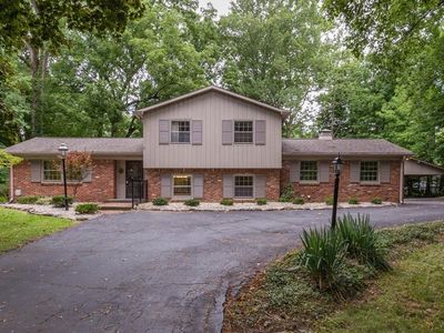 8120 N College Ave, Indianapolis, IN, 46240