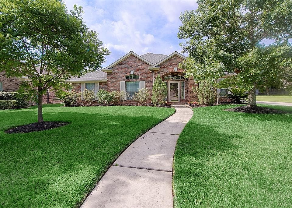 1st image of 11711 Glade River Ln
