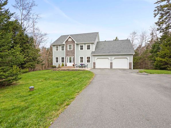 158 Skye Cres, Hammonds Plains, NS B4B 1W8