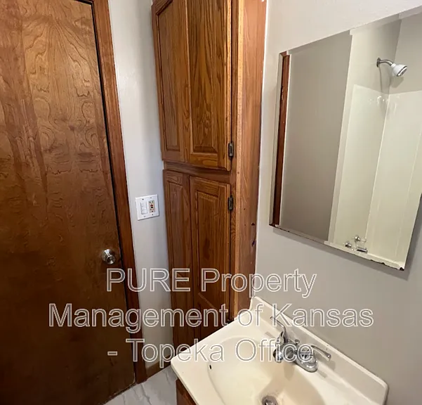 641 SW Oakley Ave — Photo 10