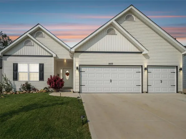 1449 Grey Wolf Dr, Imperial, MO 63052