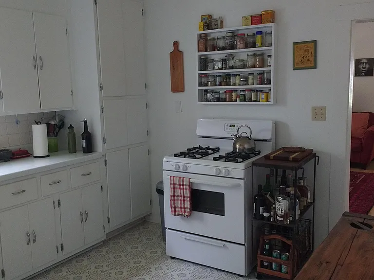 814 W Howe St — Photo 7