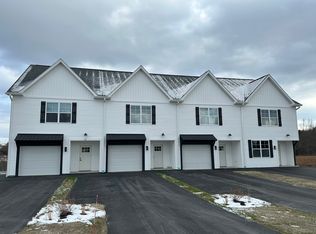 9 Rapa Dr #A, Selkirk, NY 12158