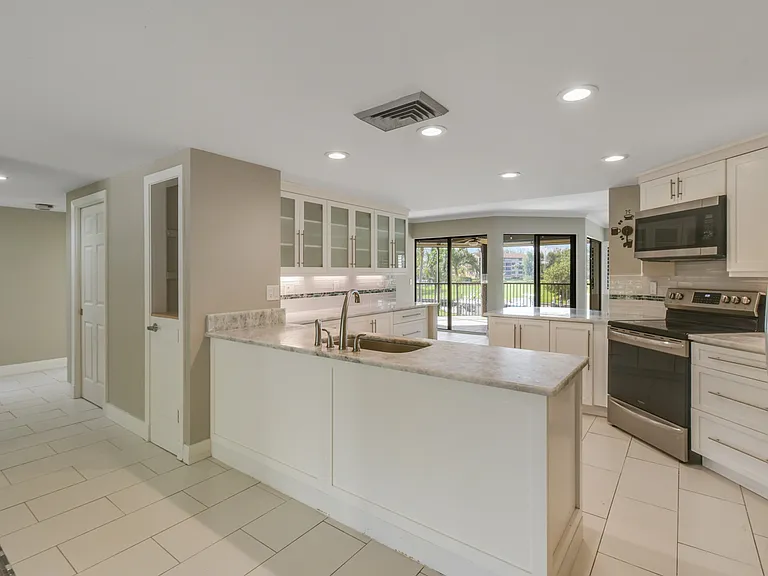 1117 Marine Way E #K2-L — Photo 7