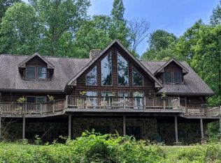 5050 Red Oak Ln, Mohnton, PA 19540