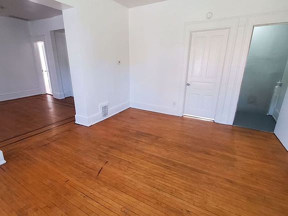 3rd image of 2478-2480 W Juneau Ave #2478
