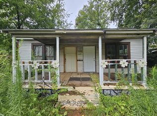 607 Rainey St, Palestine, TX