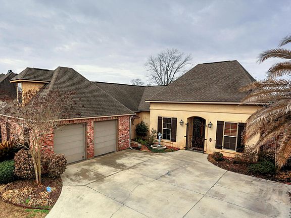 2nd image of 204 Martele Blvd
