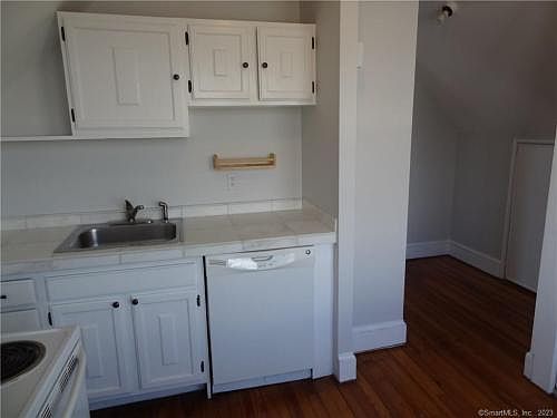 4th image of 115 Beachview Ave