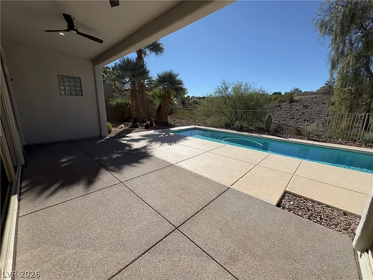 29 Plum Hollow Dr — Photo 42