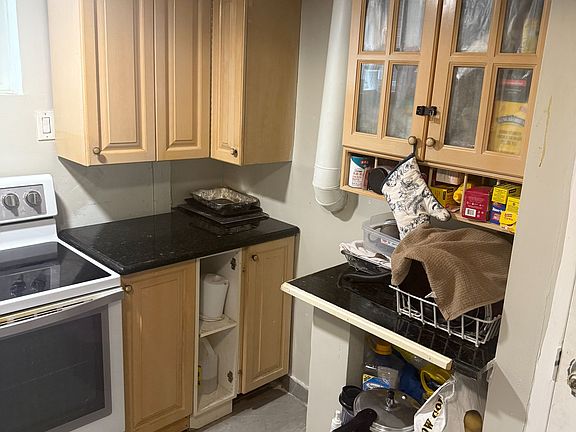 5th image of 23 Deerpark Cres