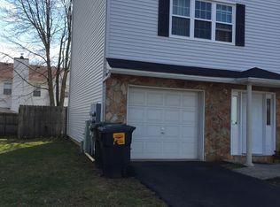 12 Dutch Ln, Hazlet, NJ 07730