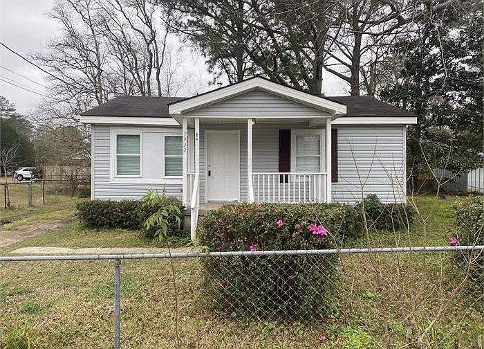 1st image of 3932 Brookmont Dr