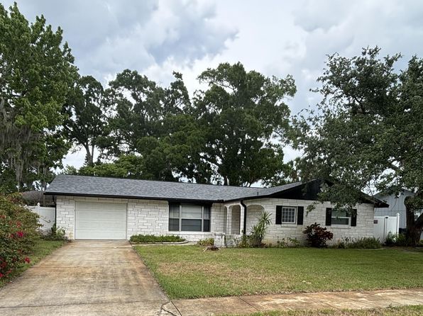 216 Brittany Ave, Port Orange, FL 32127