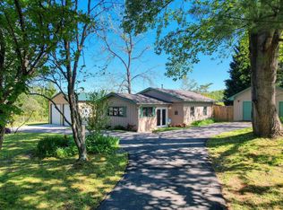 5763 Robinson Rd, Young Harris, GA 30582