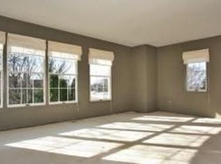 76 S Edgewood Rd, Bedminster, NJ 07921