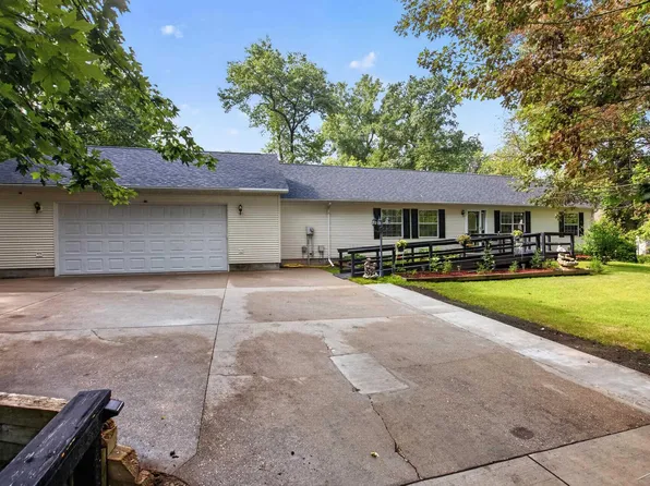 340 Richards Rd, Bay City, MI 48706