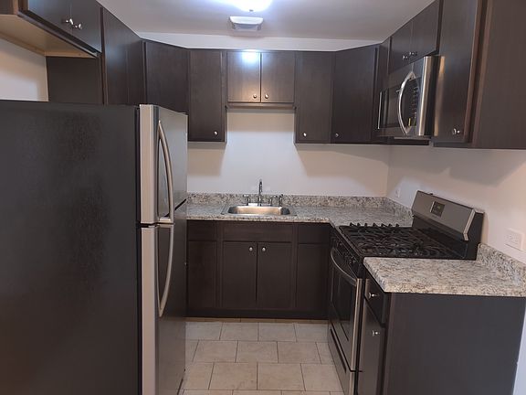 4th image of 2801 W Waveland Ave APT 2A