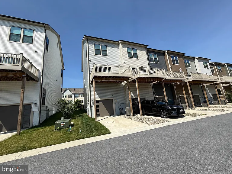 221 Narrowleaf Way — Photo 12