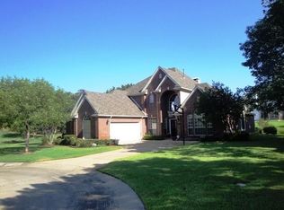 954 Southwood Dr, Highland Village, TX 75077