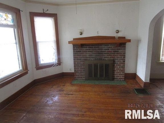 2nd image of 709 E Forrest Hill Ave