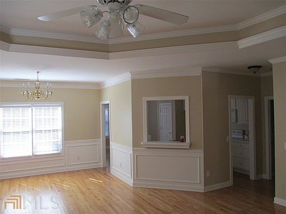 3rd image of 1695 Woodberry Run Dr