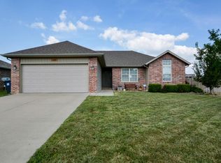 1146 S Casa Grande Ave, Springfield, MO 65802