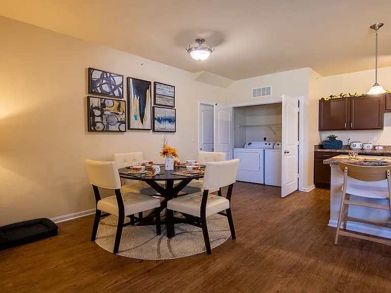 Springs at Bettendorf Apartments — Photo 12