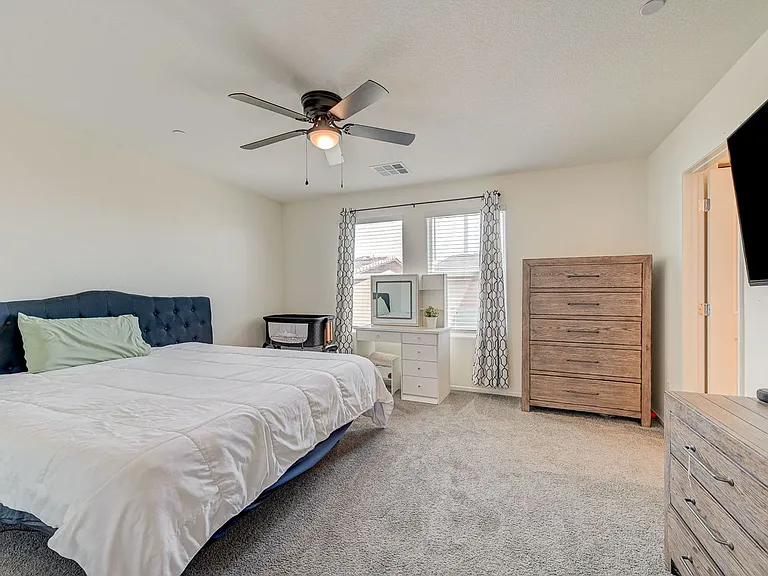6928 Honor Hill St — Photo 30