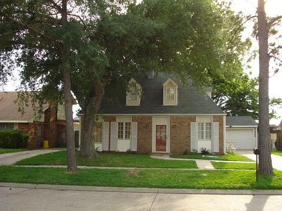 2nd image of 1905 Tiffany Dr