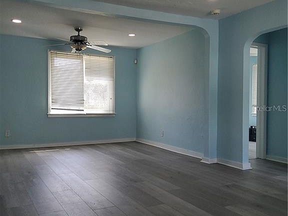 4th image of 532 Eastwood Ln