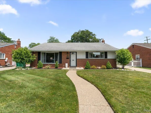 6420 Sunset St, Garden City, MI 48135