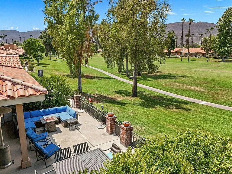 235 Santa Barbara Cir — Photo 3