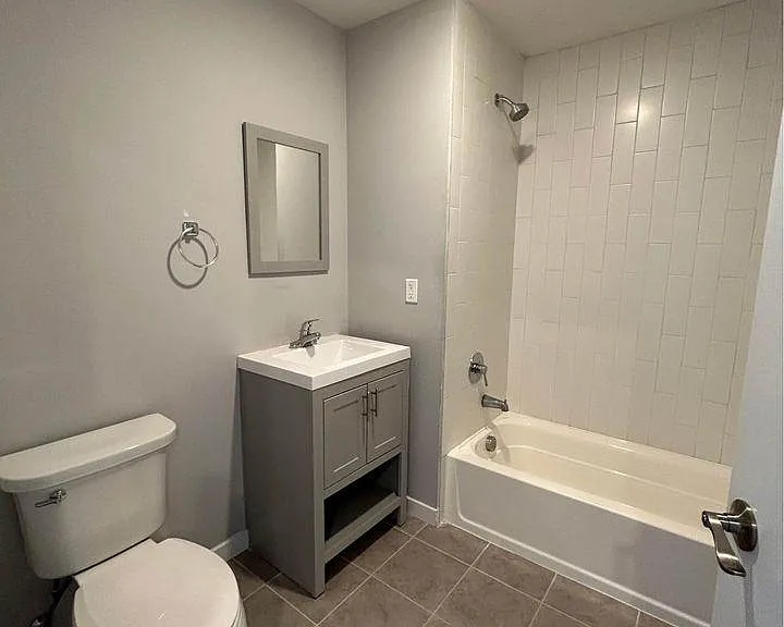 362 Hamilton Ave #202 — Photo 6