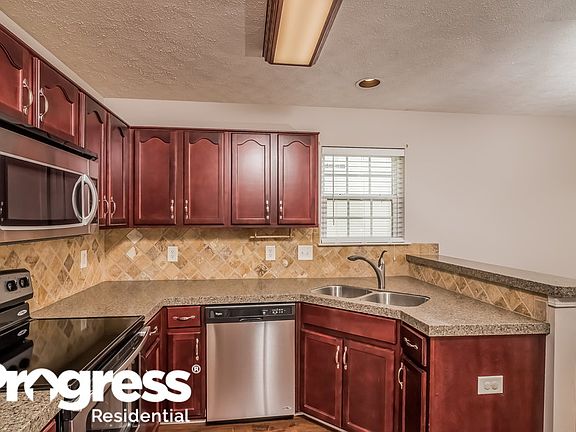 4th image of 638 Belinda Pkwy