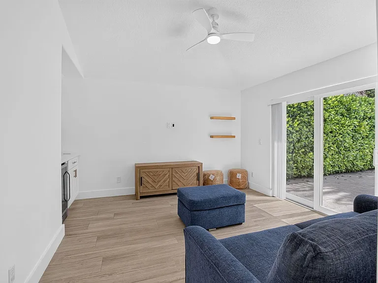 621 Anchor Point — Photo 36