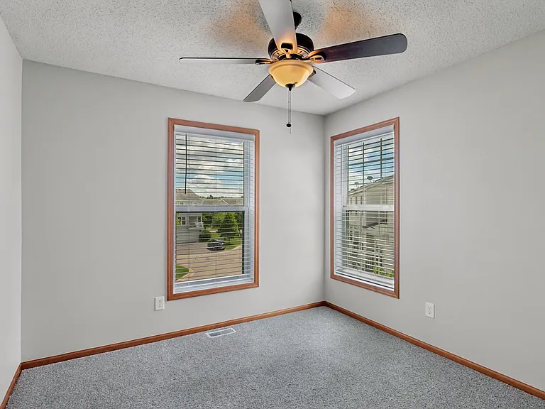 15130 Fanning Dr N #1 — Photo 27