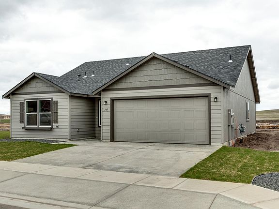 2nd image of 745 Osprey Dr