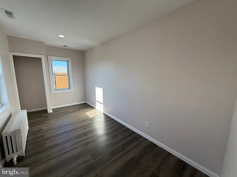2537 E Auburn St #3 — Photo 5