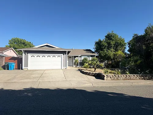 218 Saint Olaf Way Photo 1