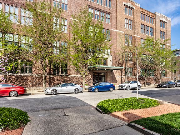 5th image of 430 N Park Ave Unit 105