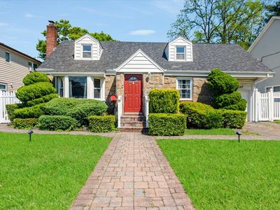 347 Star Street, East Meadow, NY, 11554