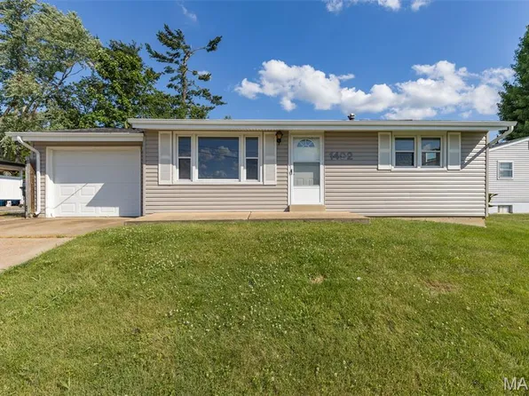 1492 Donna Dr, Arnold, MO 63010