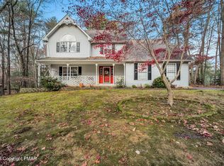 214 Maple Spring Dr, Kunkletown, PA 18058